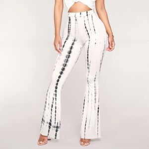 2 pairs of Fashion Nova flare pants NWT
